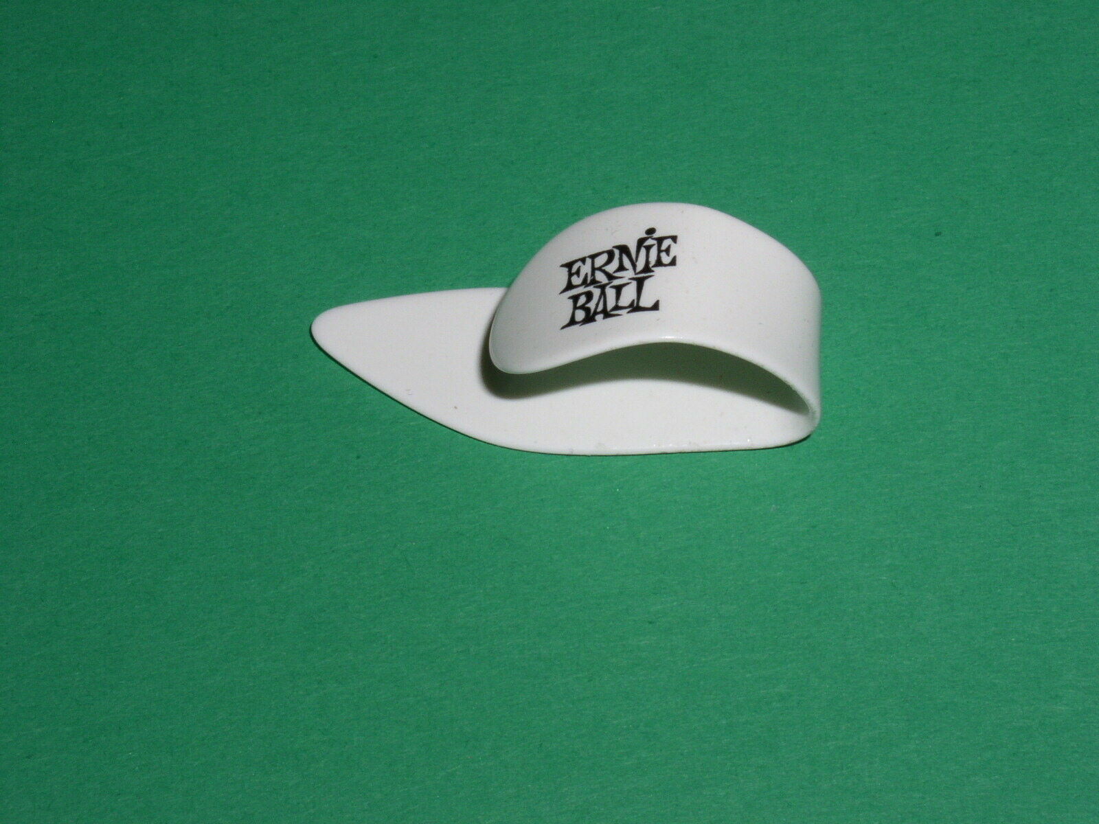 Ernie Ball Thumb Pick Out Of Production Size Large Color White Picks