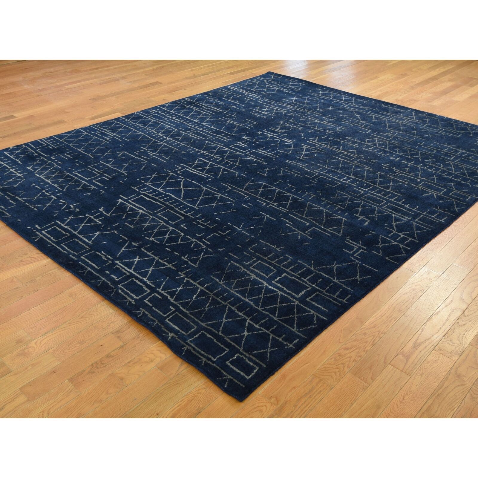 8'x10' Navy Blue Wool And Silk Modern Hand Loomed Oriental Rug G48249