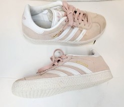 adidas Original Gazelle Sneakers Girls Youth Sz 11.5 Ice Pink White BY9548 - $26.17
