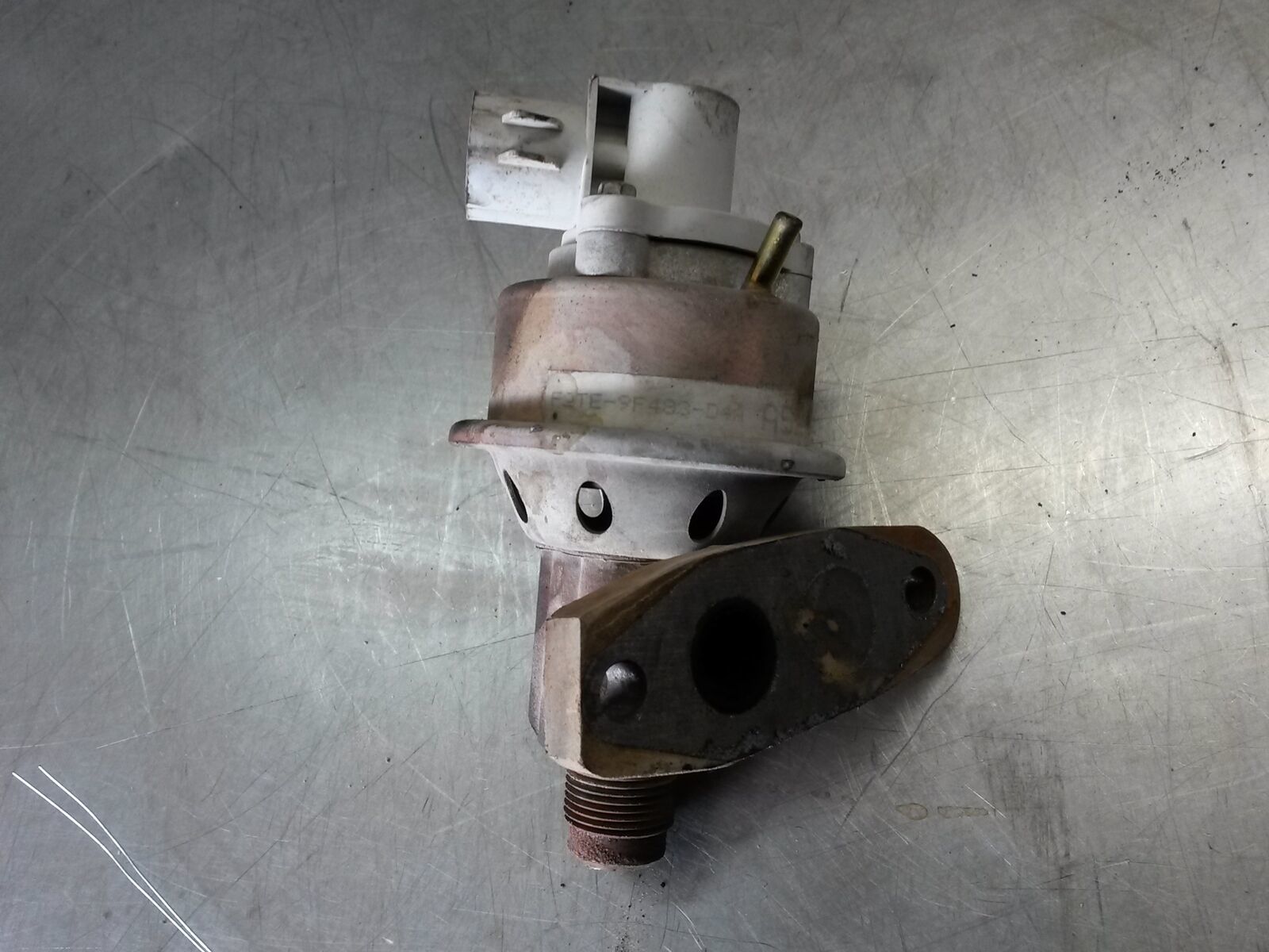 48P026 EGR Valve 1993 Ford F150 5.0 EGR Valves & Parts