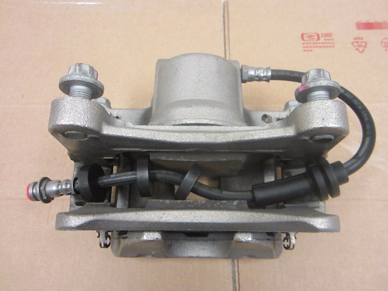 2015 2017 CHRYSLER 200 AWD OEM L / R FRONT BRAKE CALIPER 648N