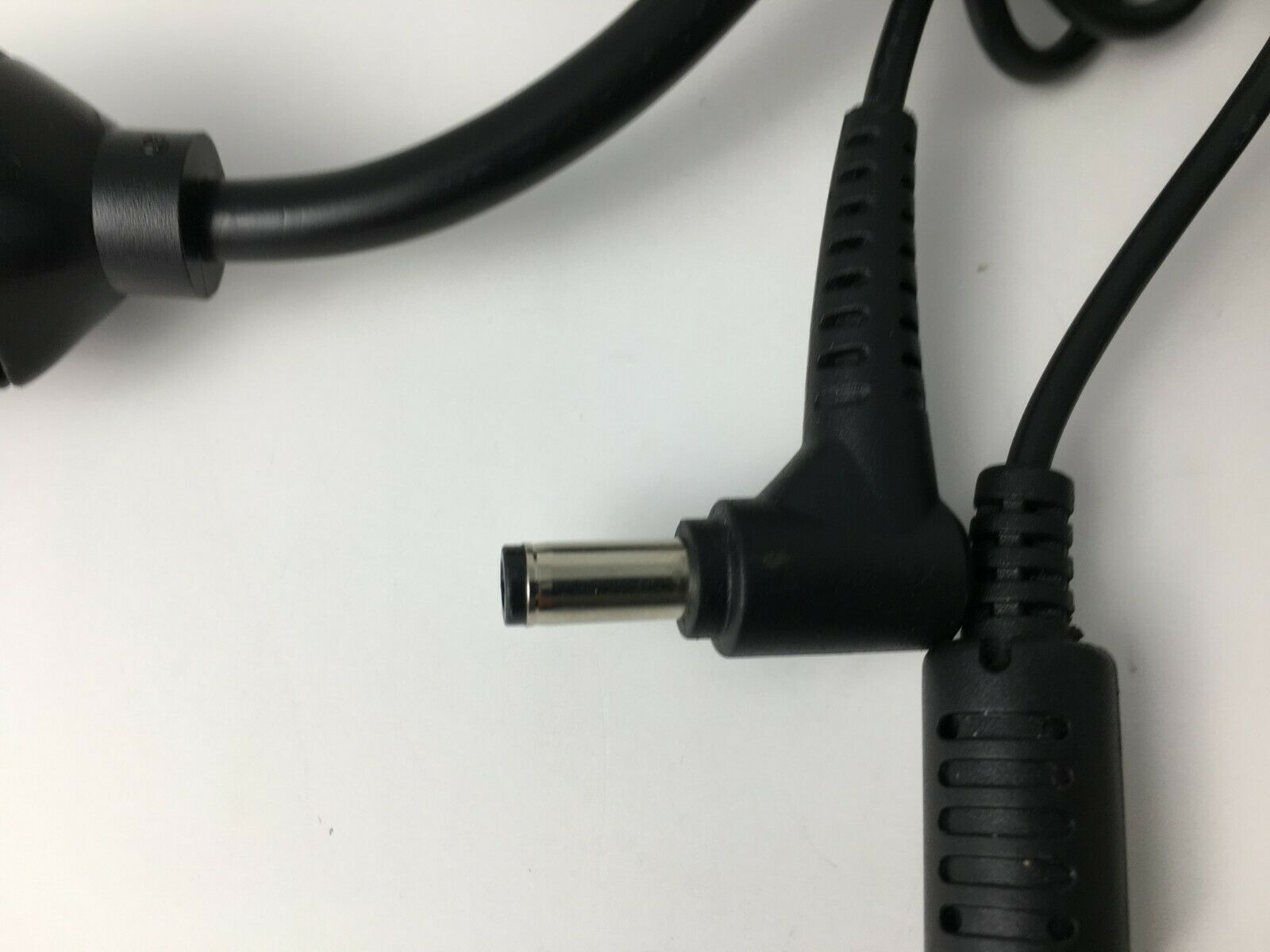 Genuine ASUS 19V 2.1A AC Adapter for ASUS VG245H MS246H MS248H ML239 LCD Monitor Monitor Power