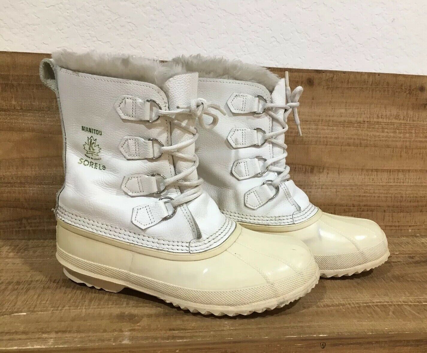 SOREL Ladies White Manitou Winter Snow Ski Boots Size 10 - Boots