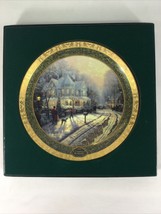 Thomas Kinkade Collector Plate A Holiday Gathering 1999 Gold Trimmed LTD Edition - $14.36