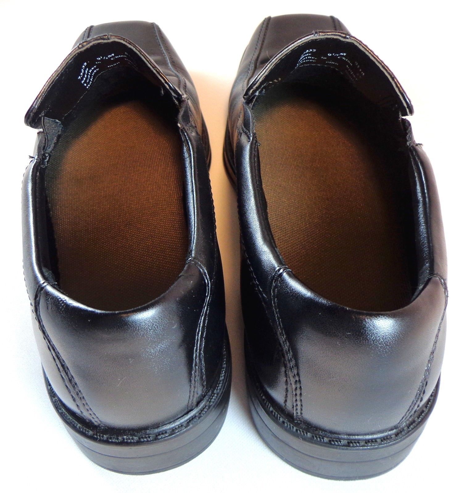 Clarks Mens Black Leather Loafers Size 9.5 M and 50 similar Clarks Mens Black Leather Loafers Size 9.5 M and 50 similar