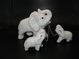 Original Artmark White Elephant Mom w/ 2 Baby Elephants on Chains Trunks Up - $22.99