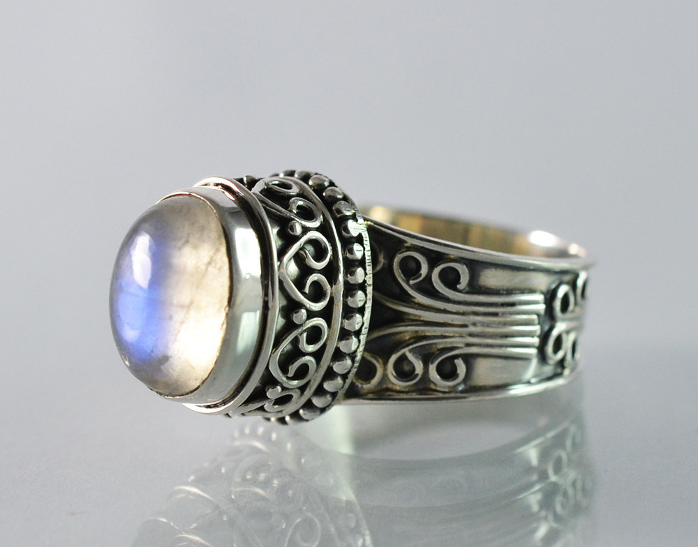 Blue Fire Rainbow Moonstone 925 Sterling Solid Silver Ring, Handmade Silver Ring
