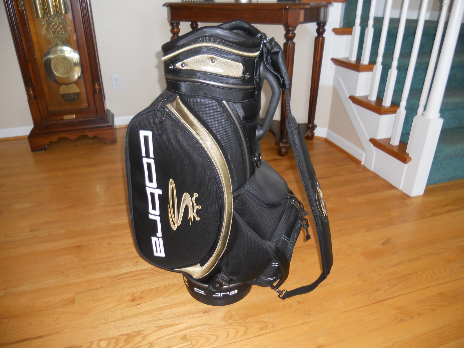 Cobra King Staff Bag Golf Club Bags