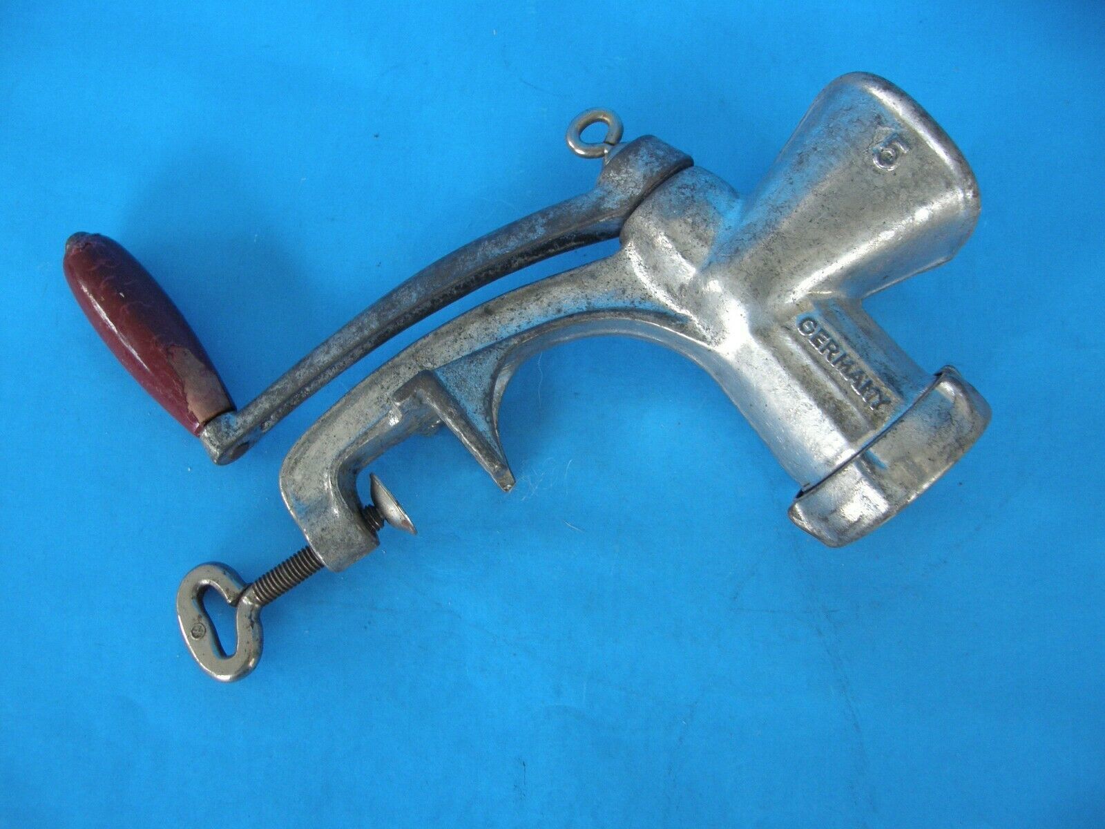 VINTAGE JUPITER 5 MEAT GRINDER WITH WOODEN CRANK/HANDLE GERMANY Meat
