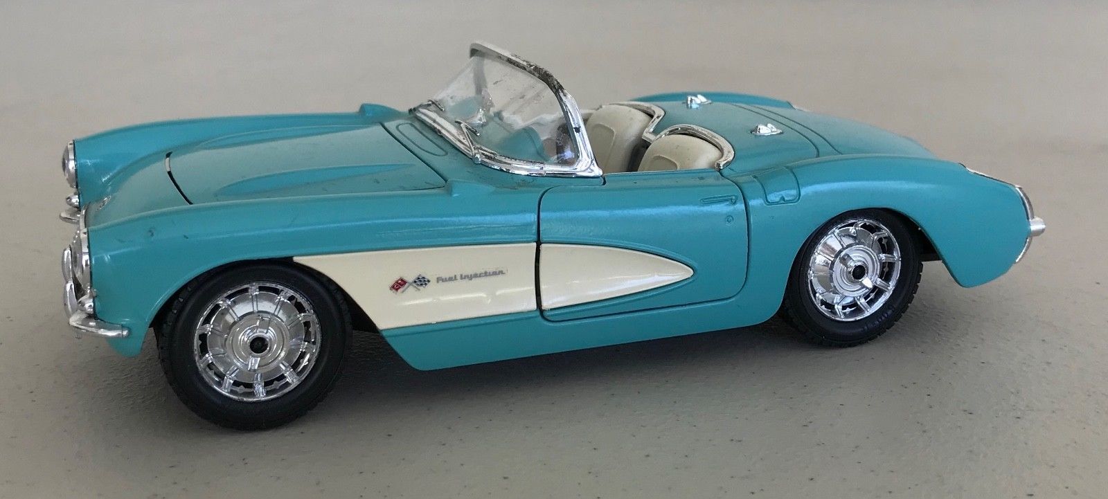 1957 corvette diecast model