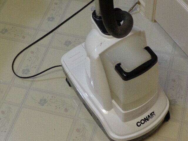 Conair Professional fabric Steamer Model GS11SB - Steam Cleaners