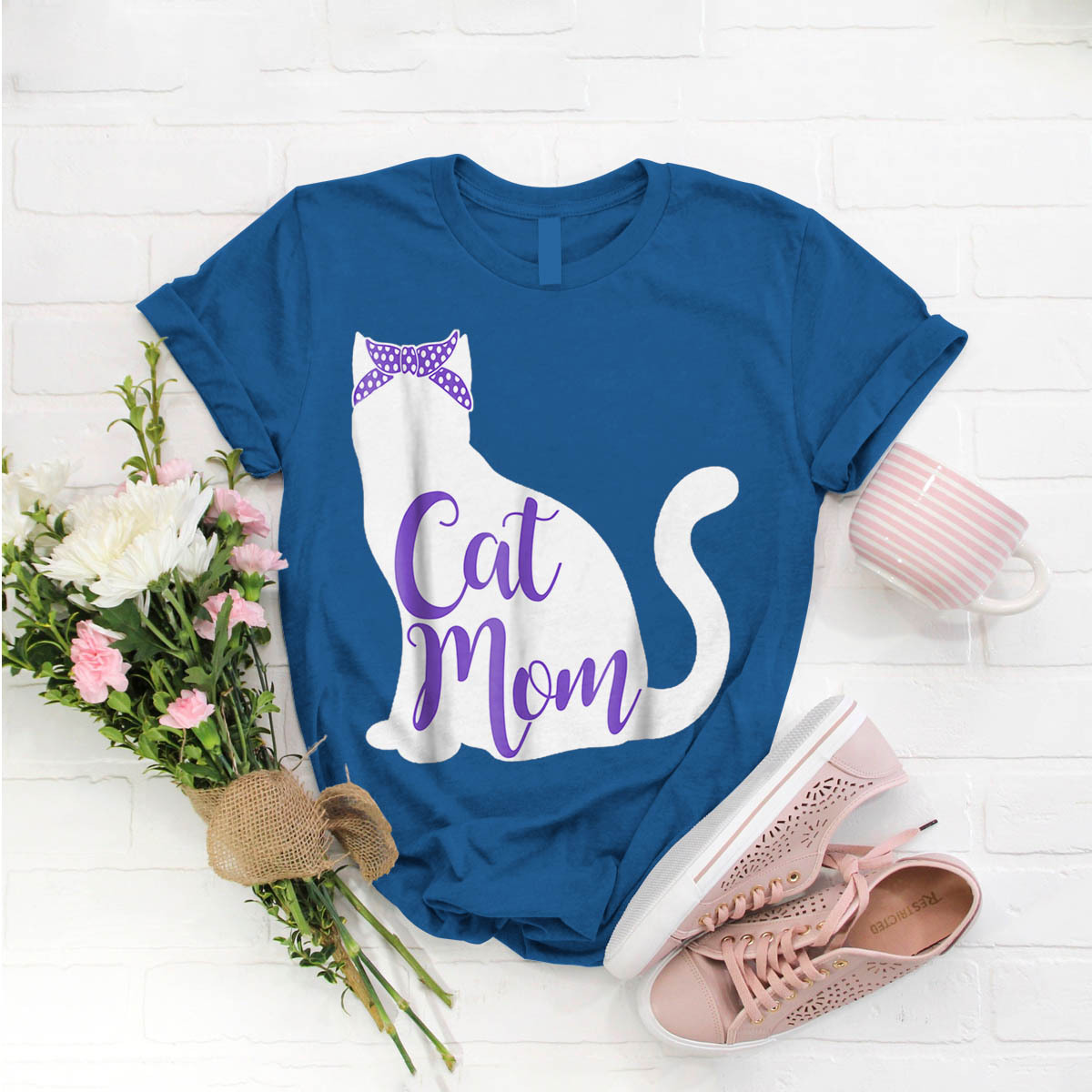 Cat Mom Cute Cat Owner Lover T-Shirt Ideas Birthday Gift Vintage Funny ...