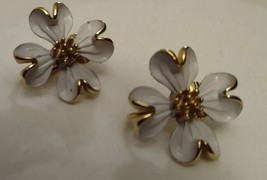 White Dogwood Blossom Earrings Vintage 1960s - $15.00
