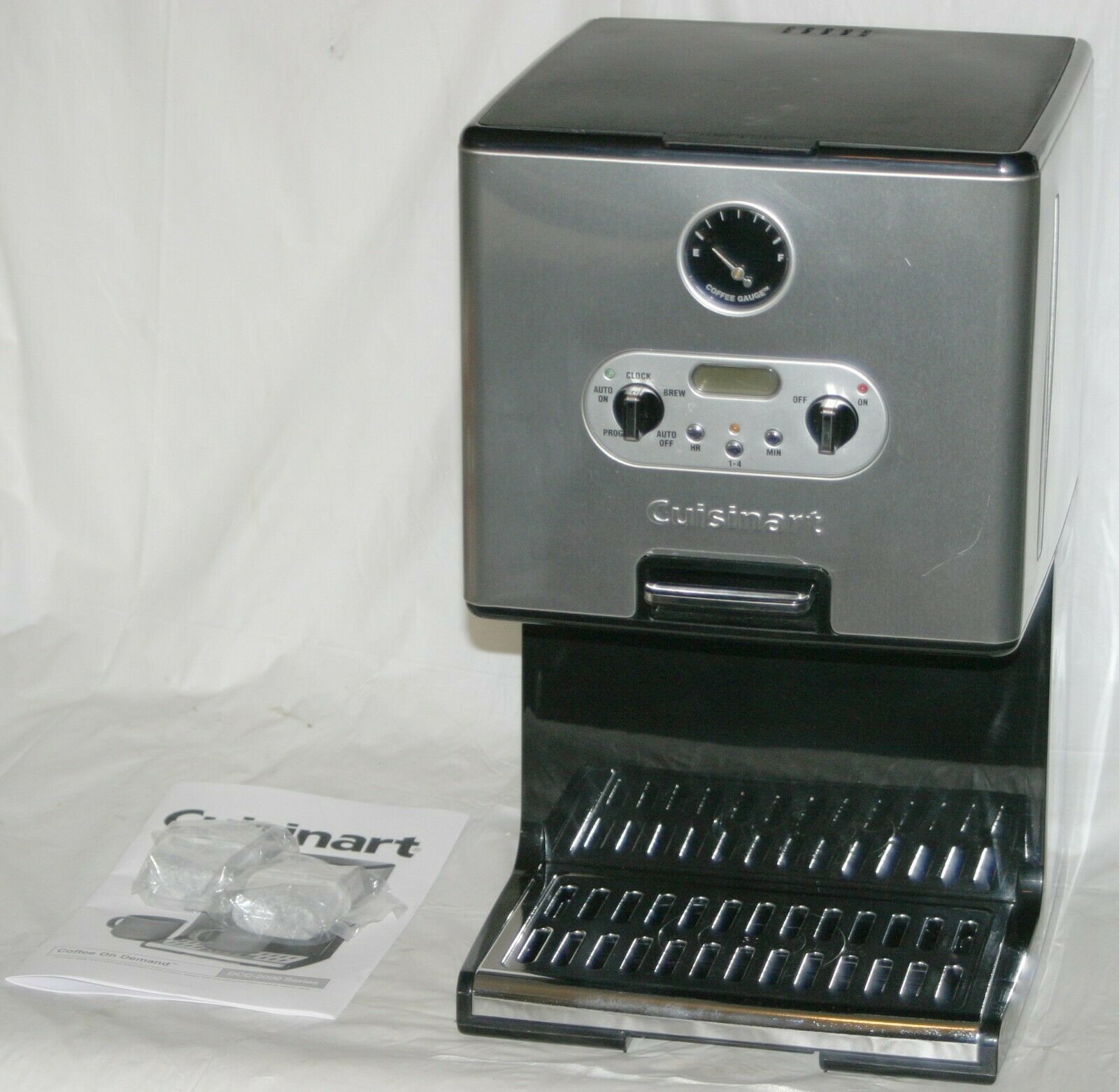 Cuisinart Coffee on Demand DCC2000 12 Cups Coffee Maker Dispenser