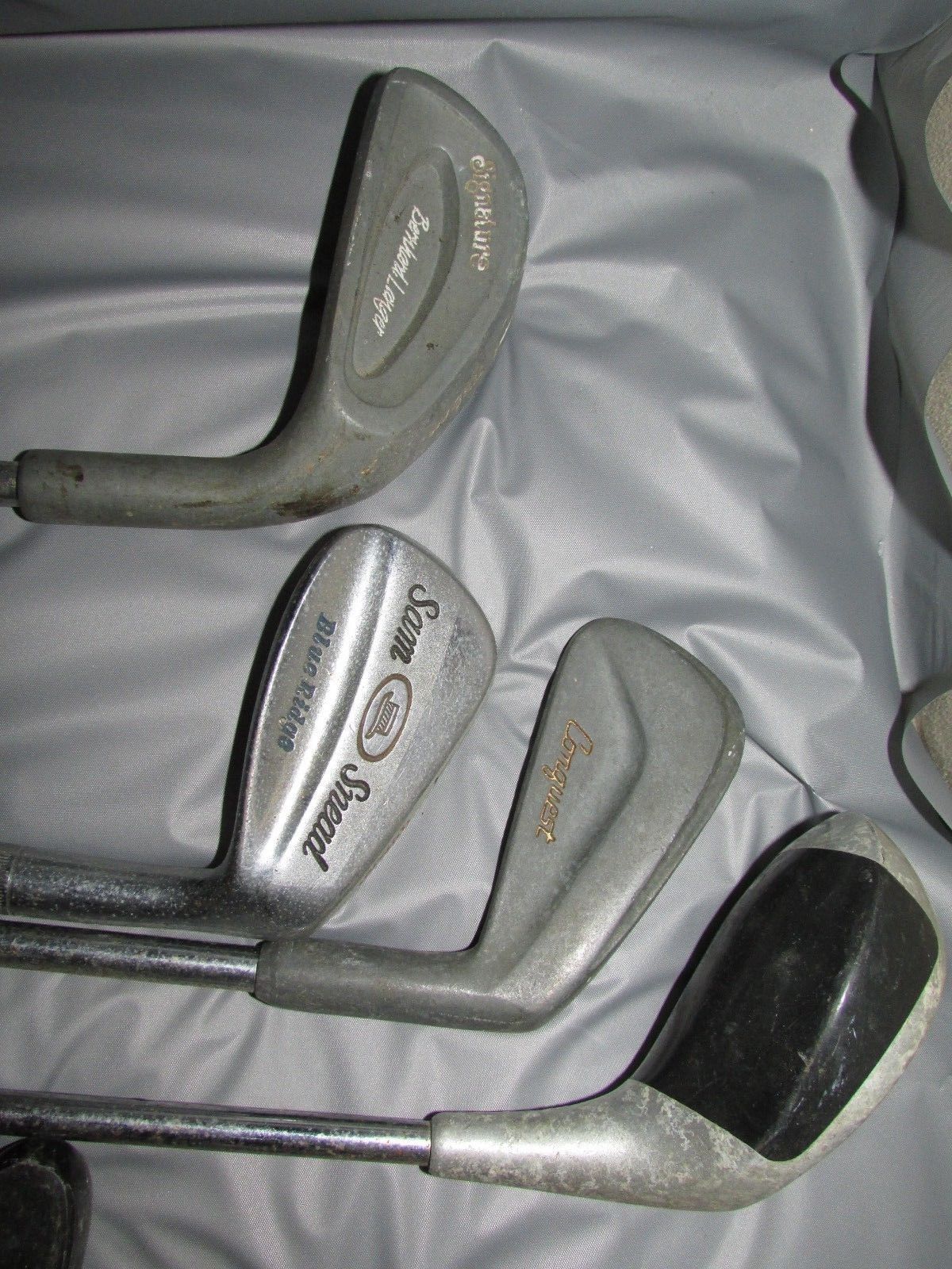 9 Golf Clubs With Wilson Carry Bag Bernhard Langer, Northwestern, Sam