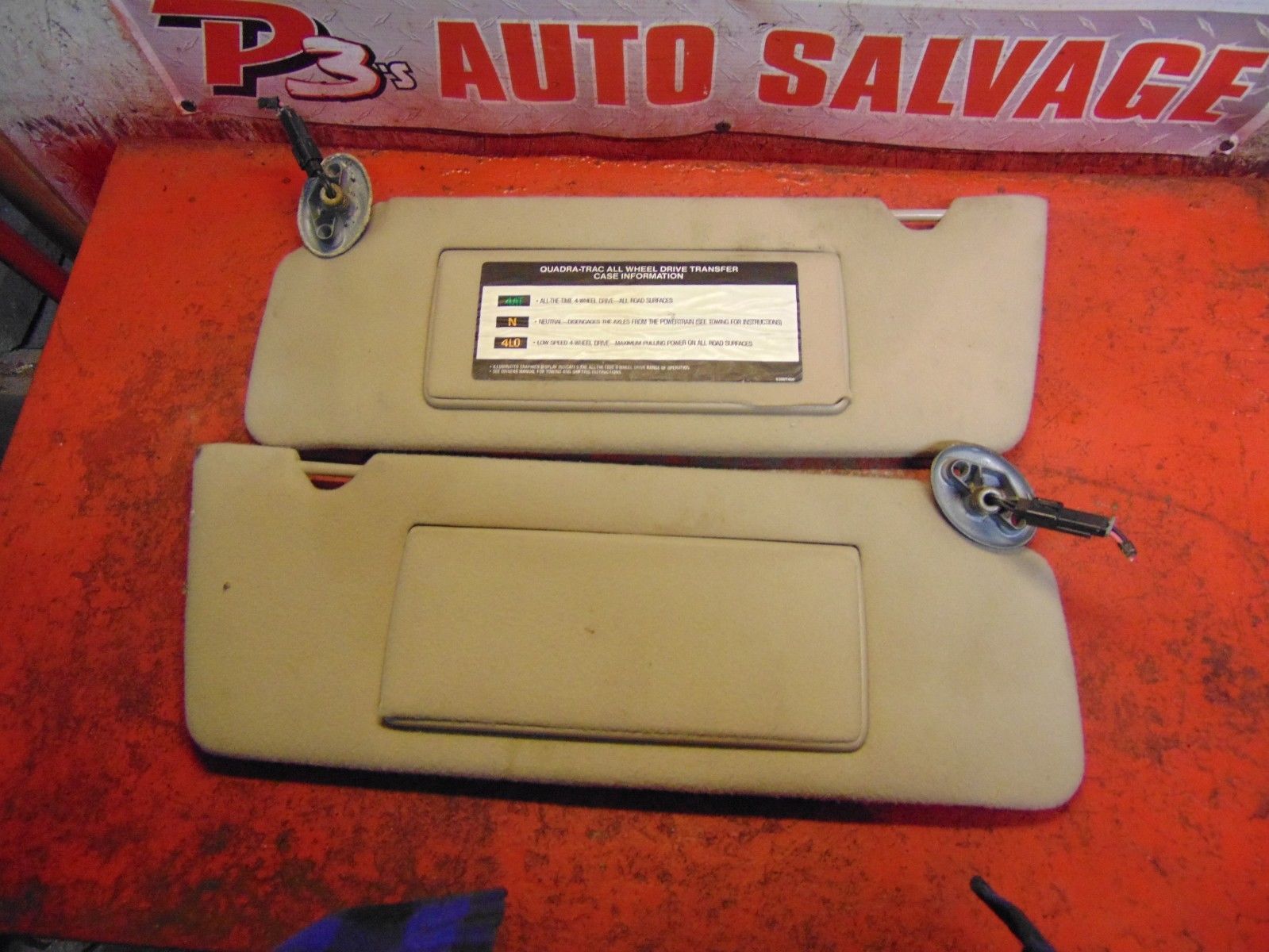 98 97 98 93 95 94 Jeep Grand Cherokee oem right left sunvisor sun visor