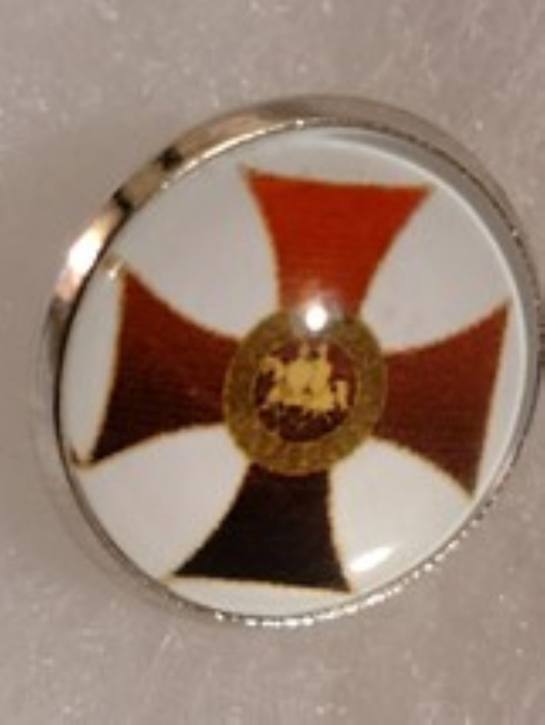 Knight templar red christian cross and seal lapel pin  large 