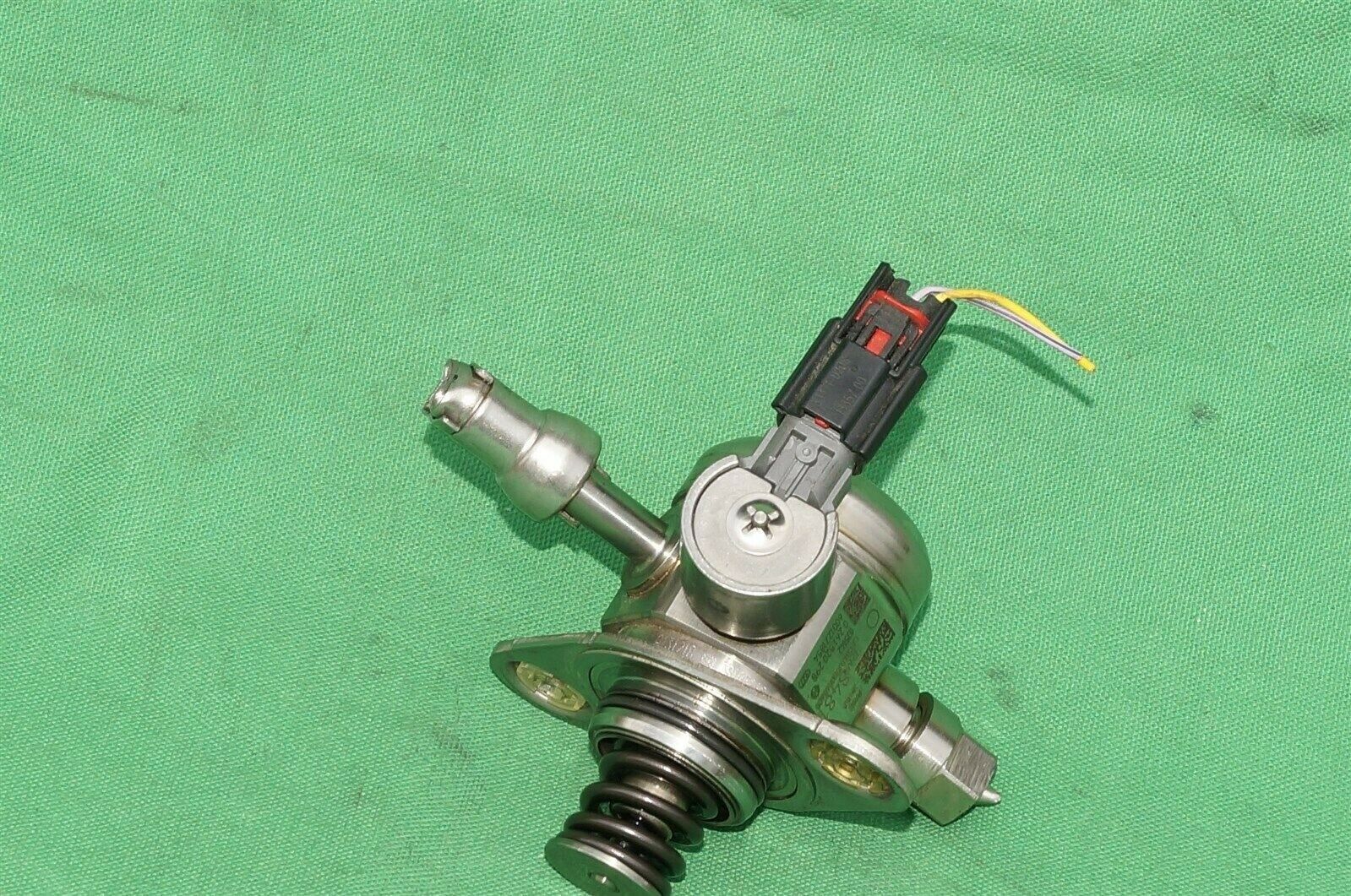 Direct Injection High Pressure Fuel Pump GM Chevy Buick 12658481