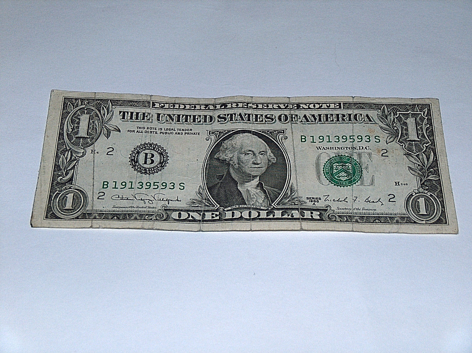 1988-a-1-dollar-bill-us-bank-note-date-birthday-year-1913-9593-fancy