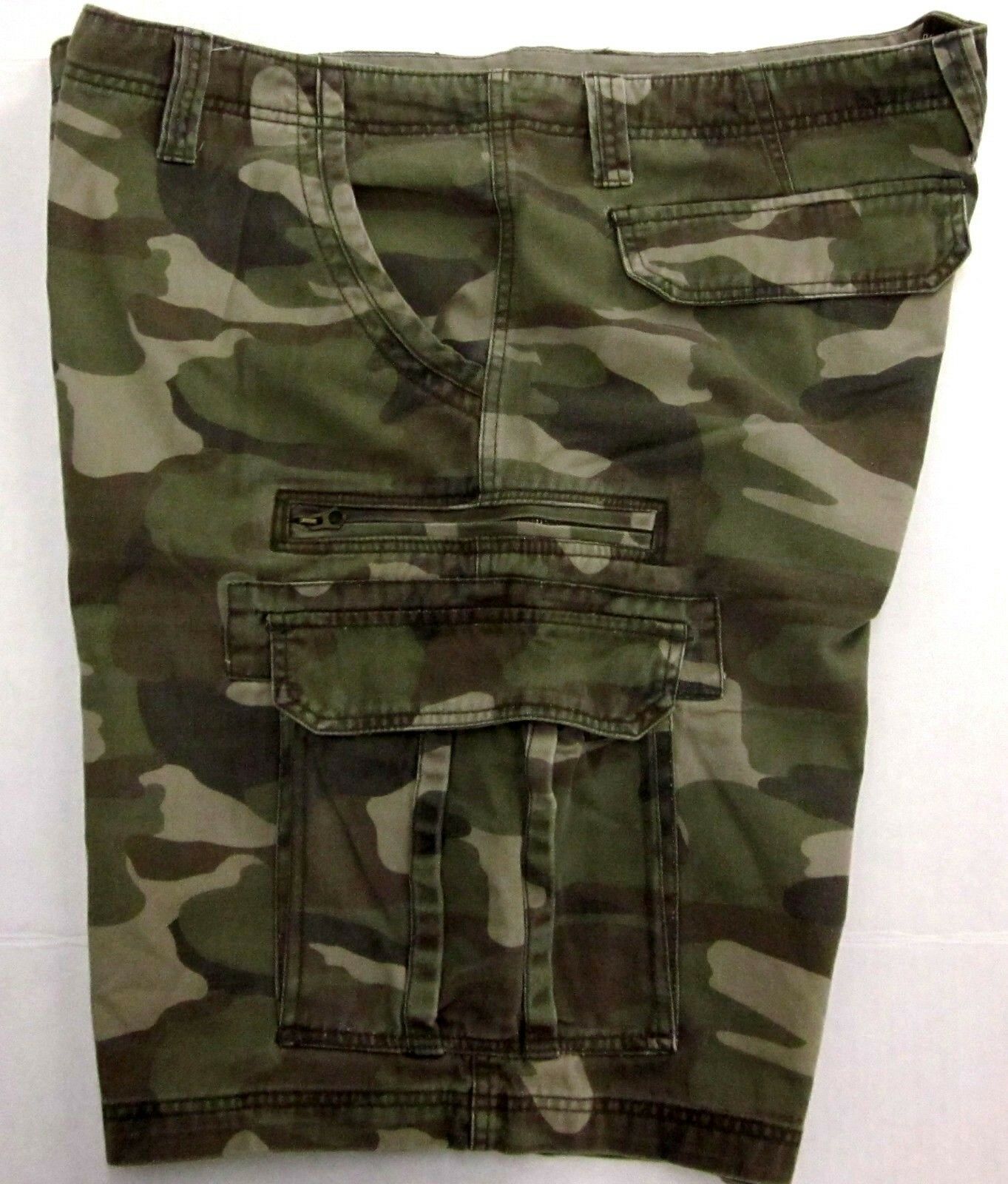 NO BOUNDARIES MEN'S size (W46) GREEN BROWN CAMO (8) POCKET ZIPUP CARGO