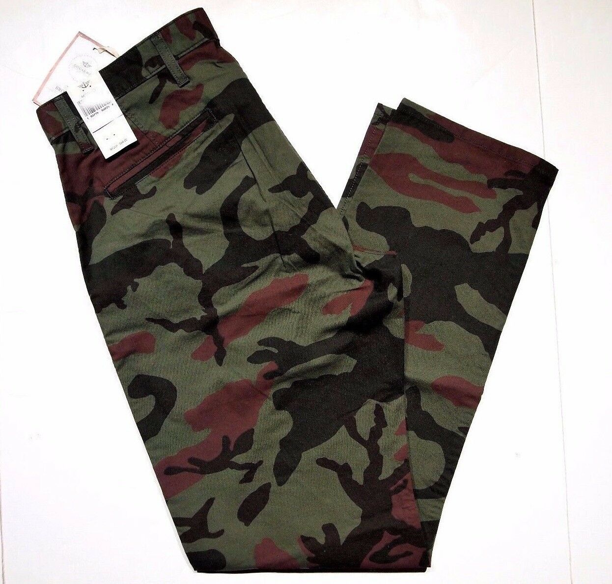 Dockers mens size 32x32 camouflage pants slim fit Pants