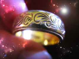 HAUNTED RING THE GOLDEN QUEEN RAISE ALL POWERS ROYAL COLLECTION OOAK MAGICK - $133.51