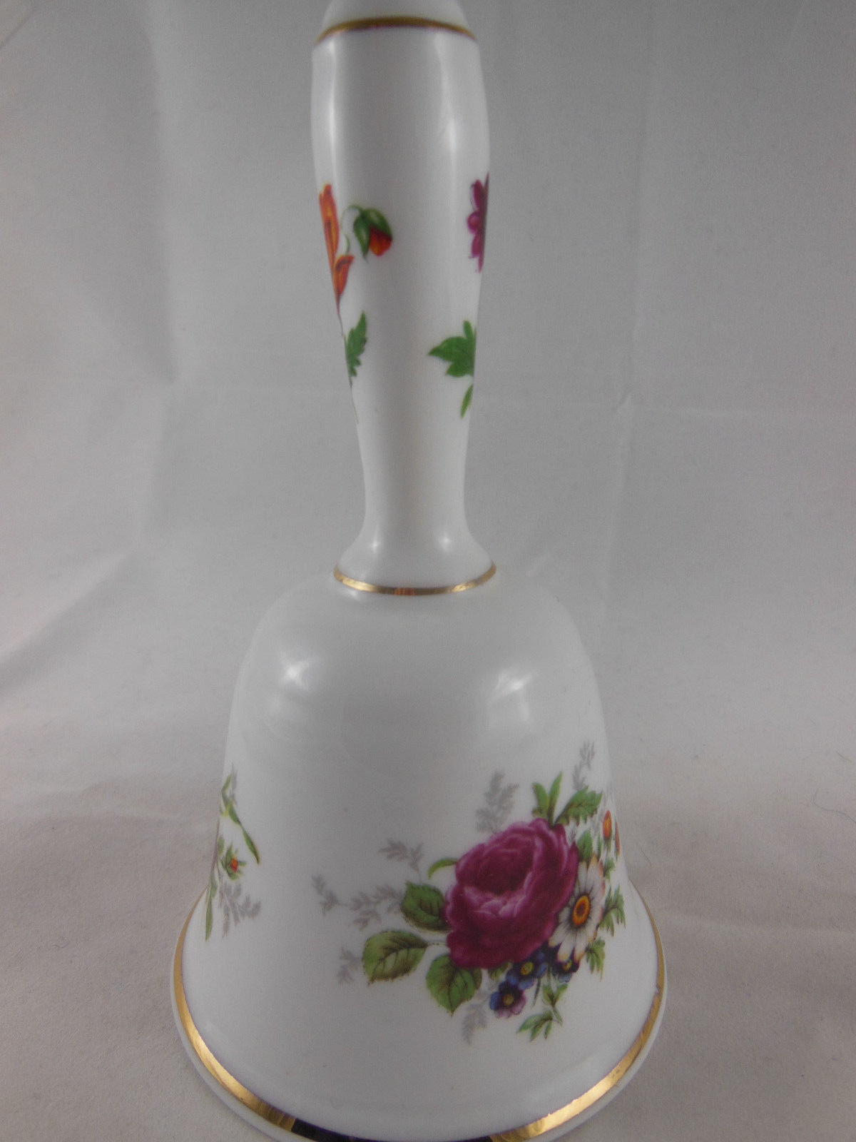 Vintage Countess Fine Bone China Bell Made in England Excellent
