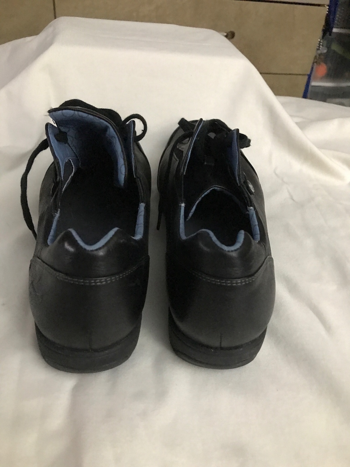 Rockport Black Leather casual shoe size 8.5W - Occupational