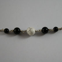 .925 RHODIUM SILVER NECKLACE WITH BLACK ONYX AND WHITE HOWLITE image 4