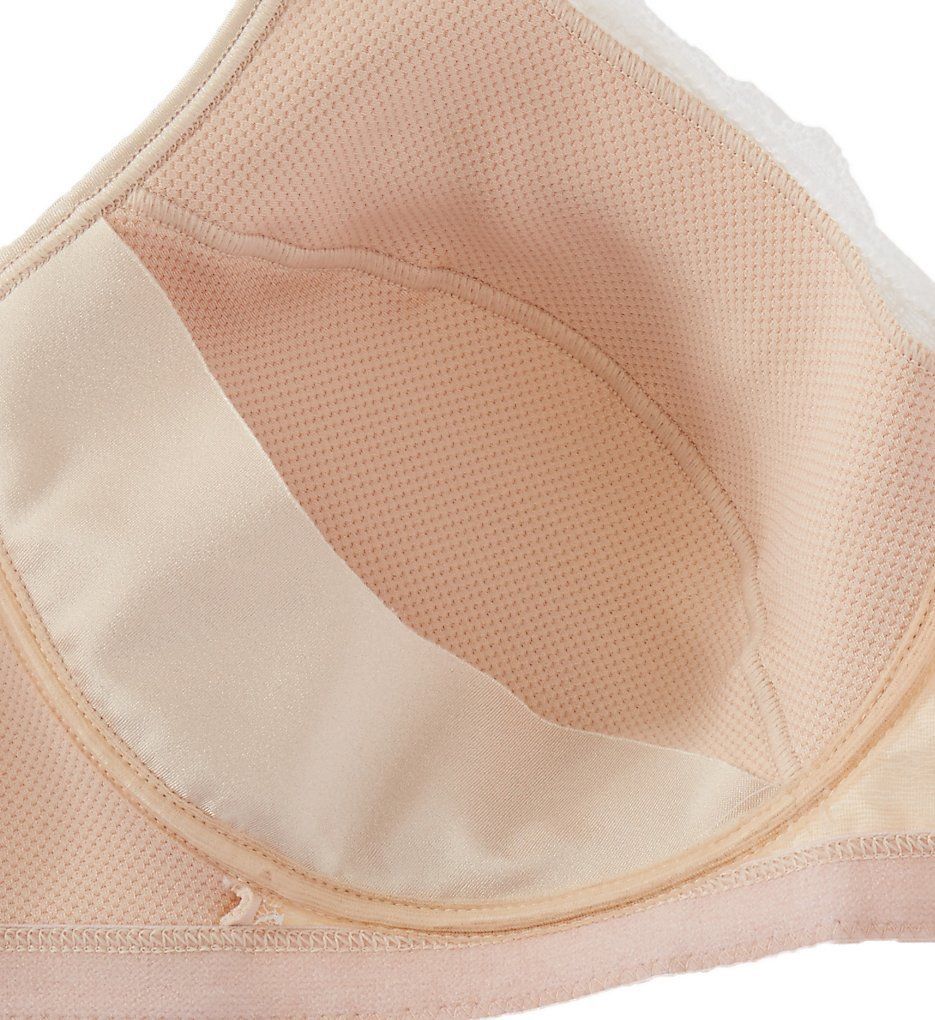 Playtex WHITE Plus Size 18 Hour Perfect Lift Bra, US 40B Bras & Bra Sets