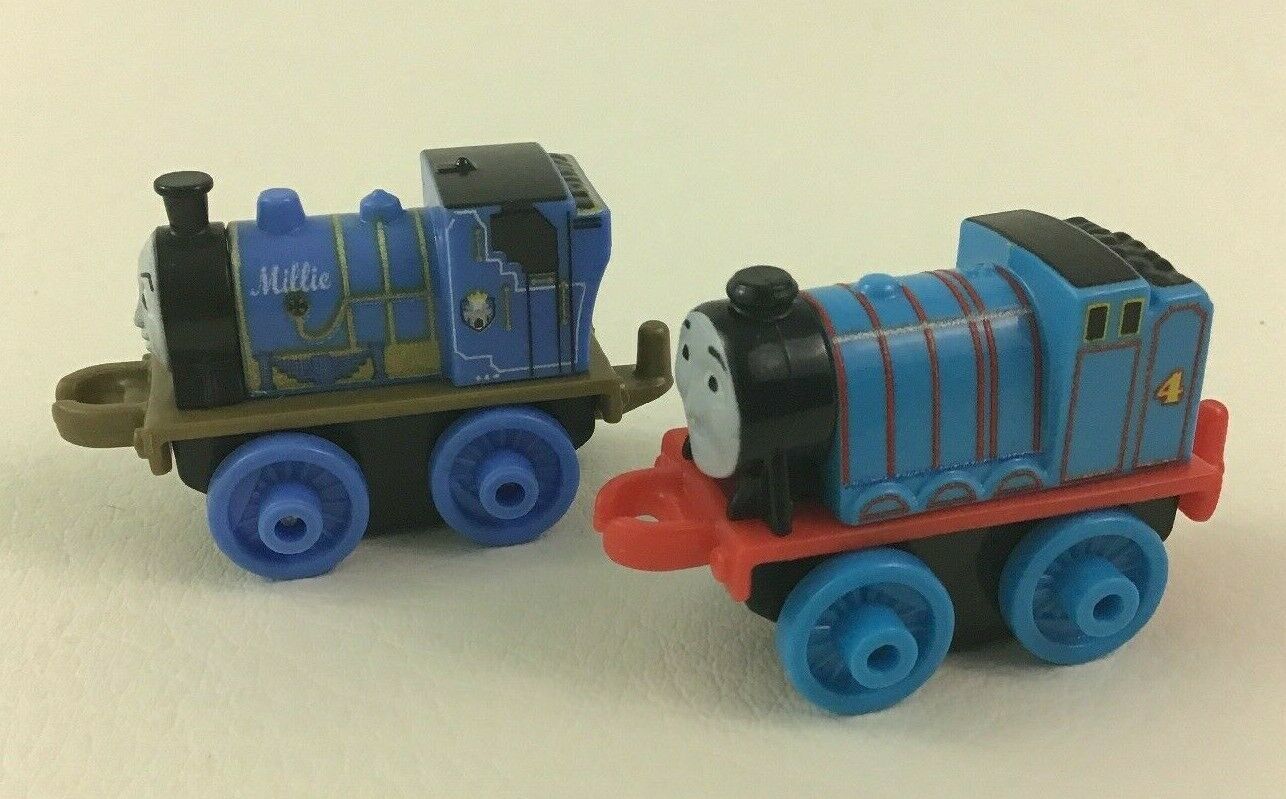 thomas the tank engine mini train set