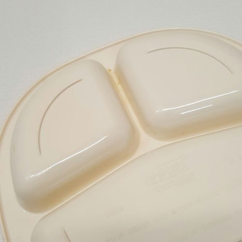 Divider Trays Plate Rubbermaid Heatables Don and 22 similar items Divider Trays Plate Rubbermaid Heatables Don and 22 similar items