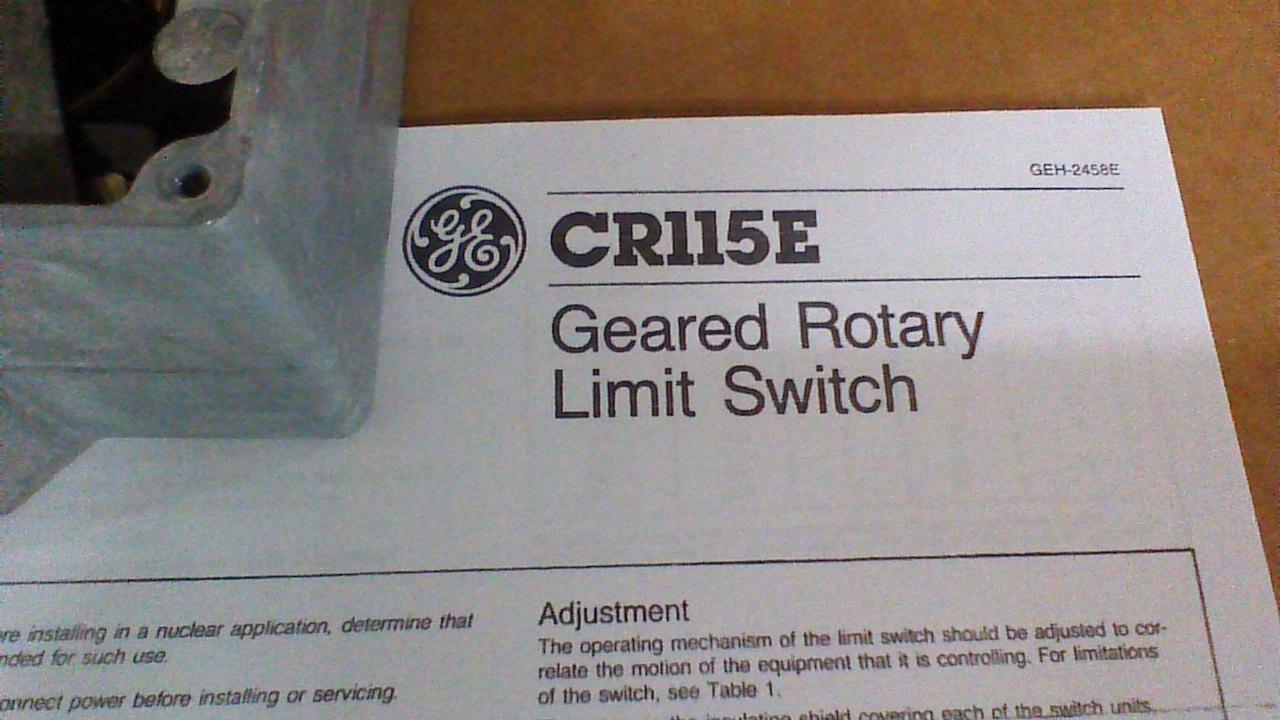 G.E.CR115E123121 ROTARY GEAR LIMIT SWITCH / (2)SHAFTS / (2)N.O.&(2)N.C