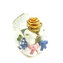 Swans Pair Couple W/Rose Rings Porcelain Figurine Gold Rim VTG Décor Col... - $34.01