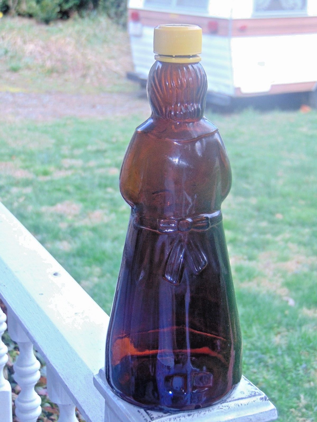 Vintage 10" Aunt Jemima Syrup Amber Brown Bottles Plastic Lid