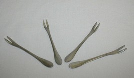 Set of 4 Oneida Cocktail Forks Stainless 2 Prong Appetizer Seafood 4 1/8... - $10.84