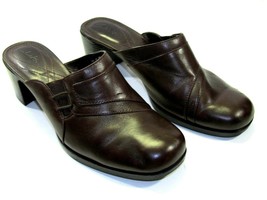 Clarks Slip Ons Dark Brown Womens Size 8.5 Slides Shoes Heels Clogs - $14.70