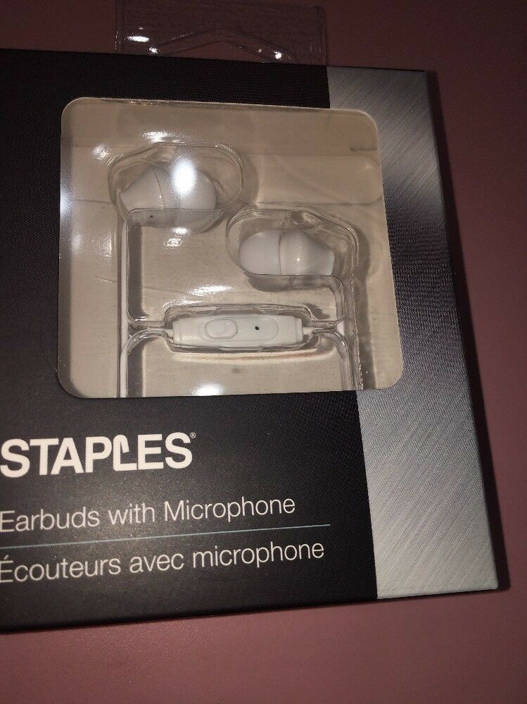 staples earbuds with microphone New and 