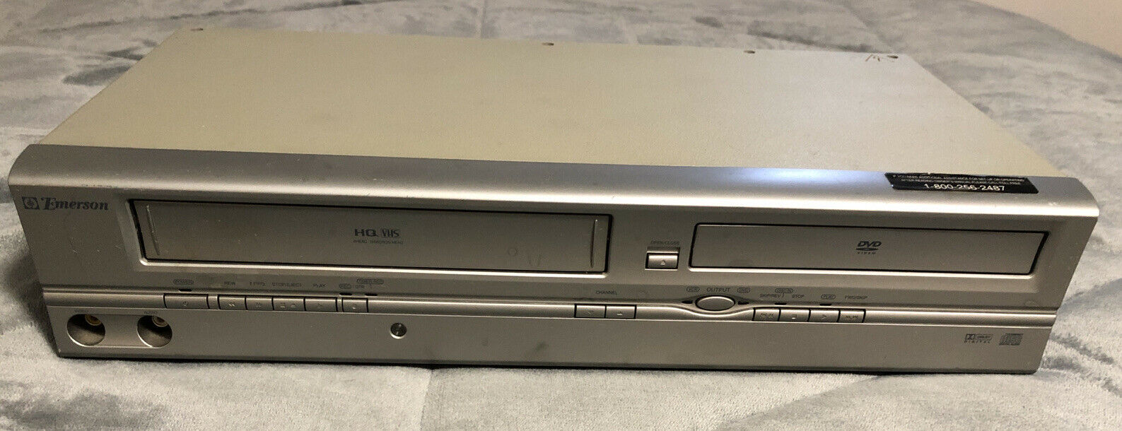Emerson DVD / VCR Combo EWD2004 No Remote Parts Only Not Working
