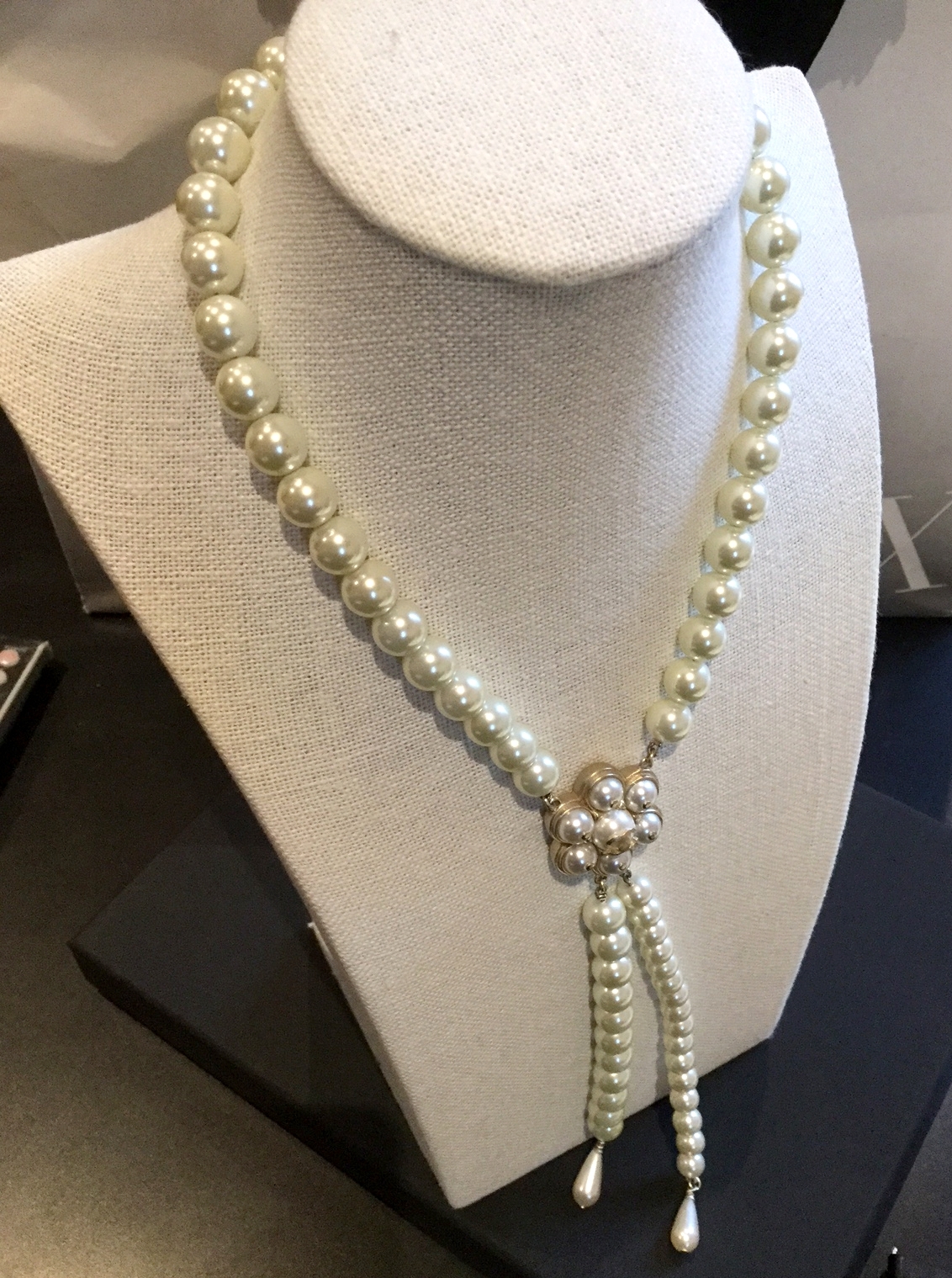 CHANEL Camellia Pendant Necklace Cream Pearl Bubble Fringe Gold Chain ...