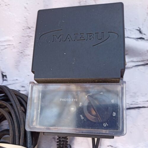 Malibu 20 Watt Low Voltage Transformer Photo Eye Sensor Timer 3100202001 a9 Landscape