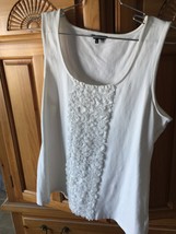 Nie &amp; Zoe women&#39;s Shirt Sleeveless With Ruffled Center Strip Size Large ... - $24.99