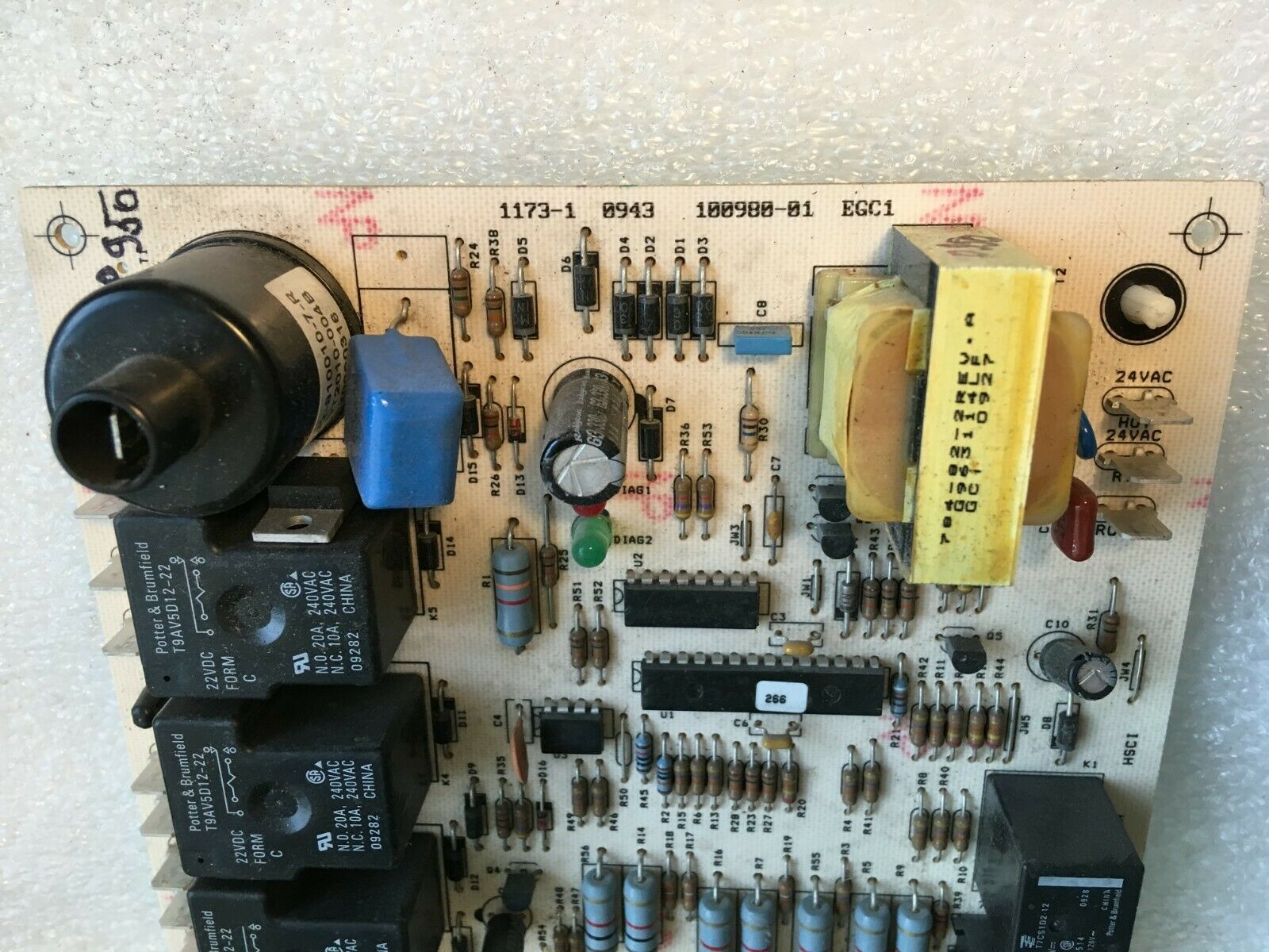 LENNOX 10098001 Furnace Ignition Control Circuit Board 11731 EGC1