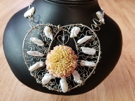 Wn67 .925 argentium ss wire wrap necklace with mum and keisha pearls - $104.00