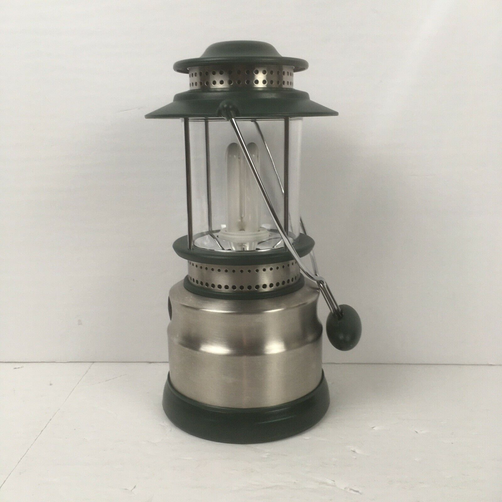 GE 17000 Fluorescent Green Battery Lantern W/ Hook Camping, Hiking