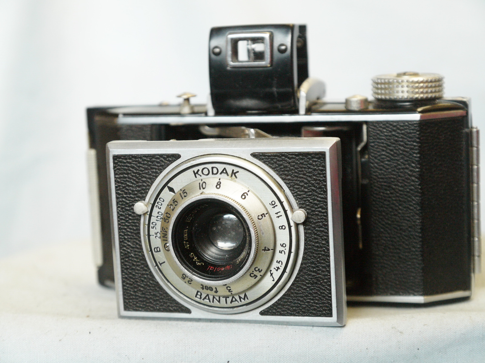 Kodak Bantam 1930s Folding Camera c/w Special Anastigmat f/4.5 47mm