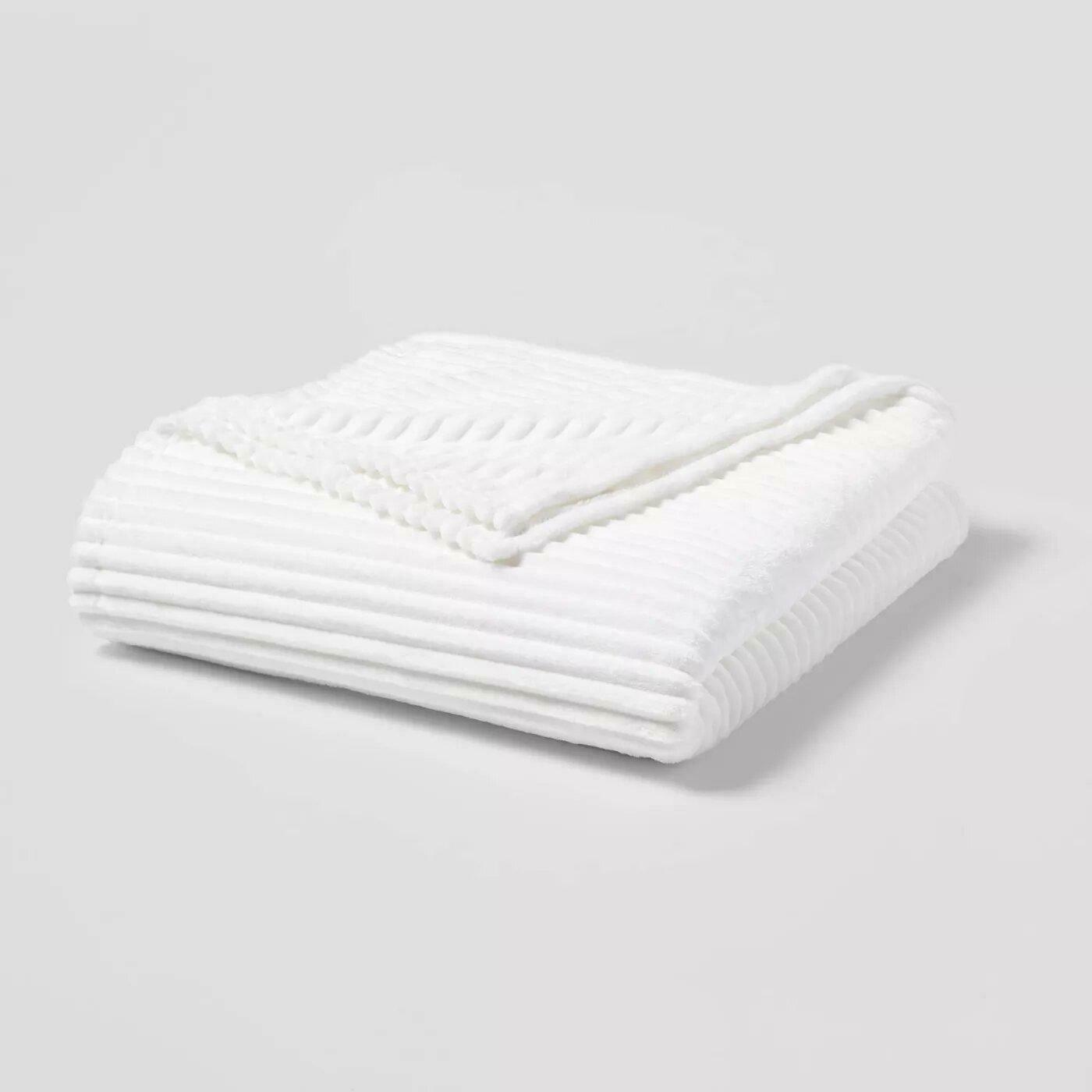 Room Essentials Full Queen Blanket White And Similar Items