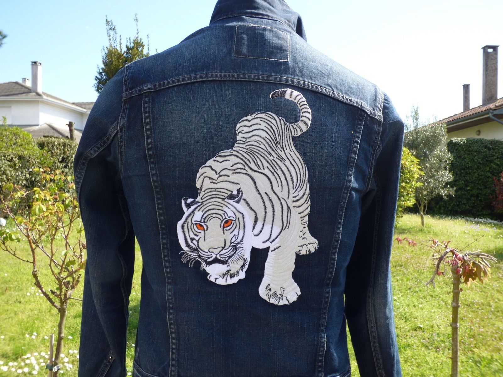 tiger embroidered shirt