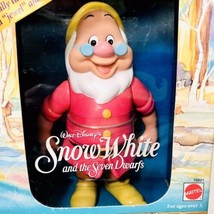 Mattel Vintage 1992 Walt Disney Snow White And The Seven Drawfs Doc Figure New - $16.95