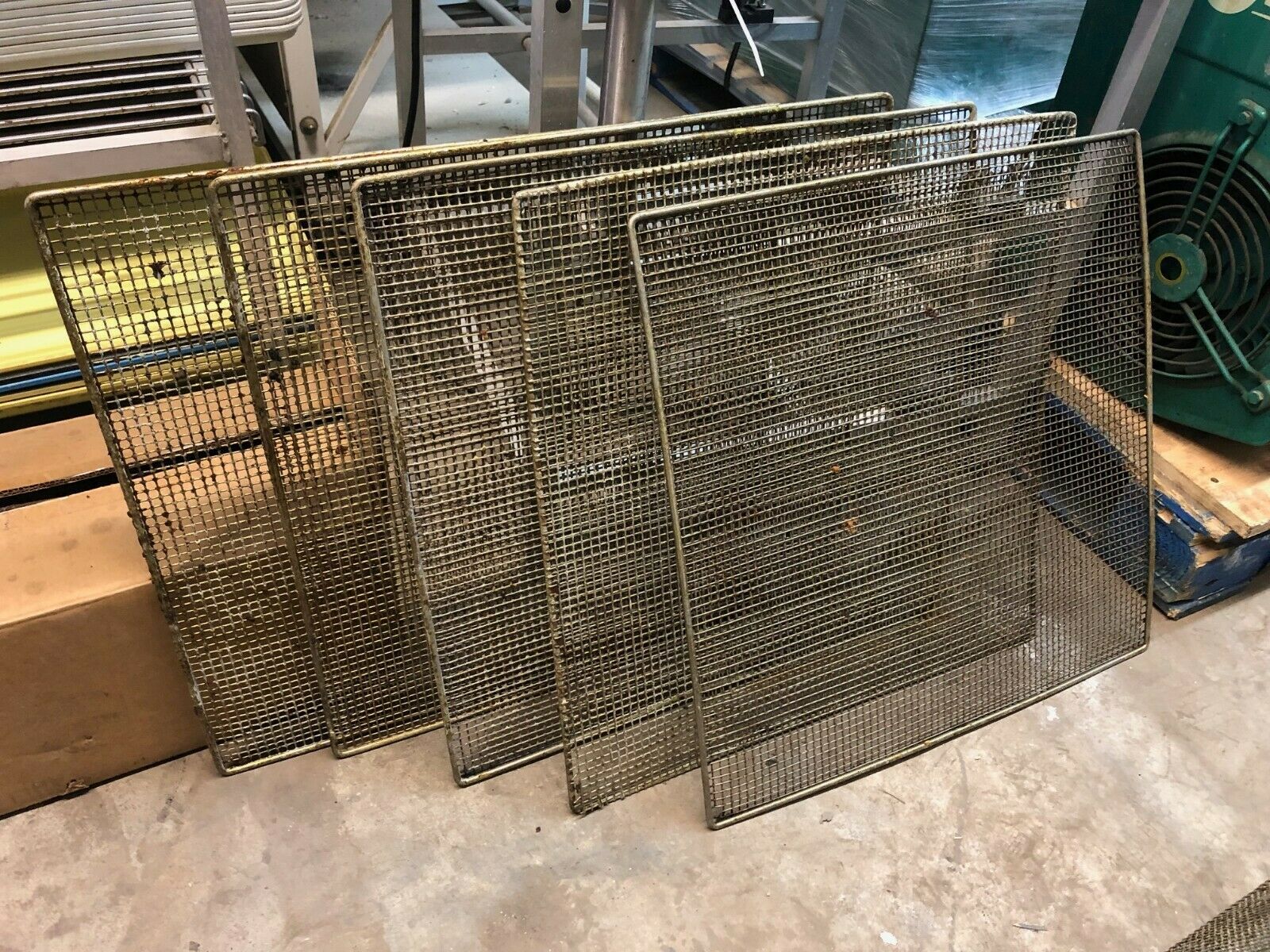 Set of 5 Commercial Bakery 23x23 Donut Fryer Frying Doughnut Wire